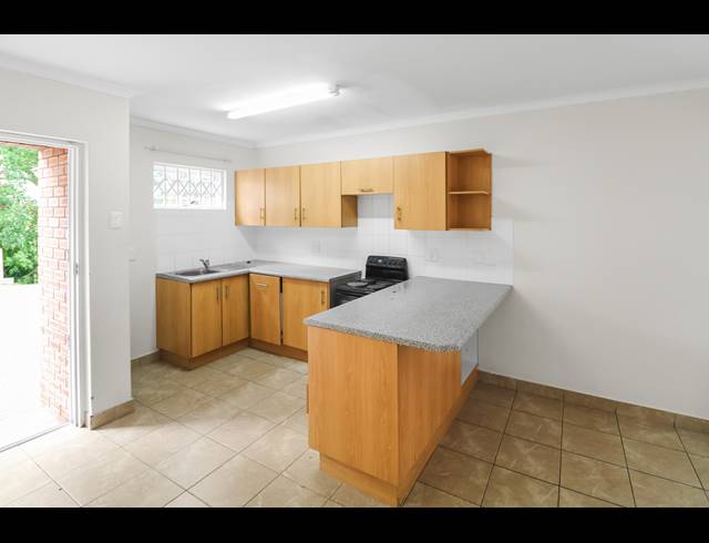 2 BEDROOM TOWNHOUSE FOR SALE IN GREENFIELDS